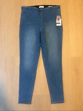 NWT Sofia by Sofia Vergara Rosa Denim Jeggings size 12